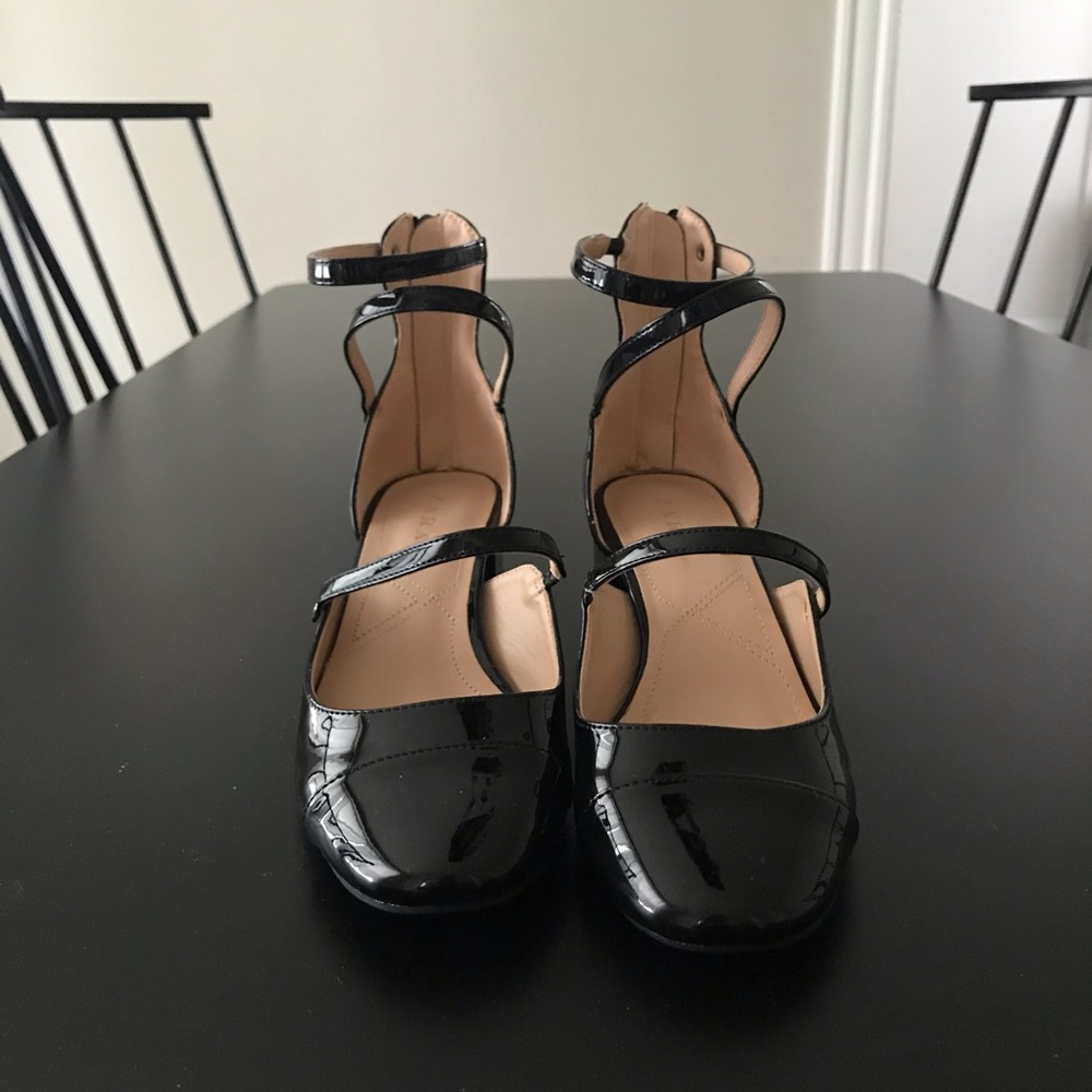 ZARA TRF Strappy Chunky Patent Leather Heel